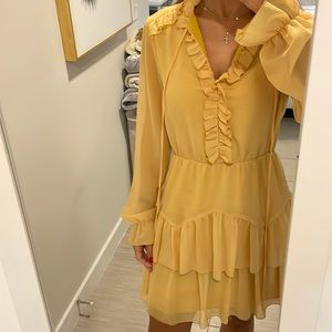 Super cute yellow dress that I got as a gift. Never worn.